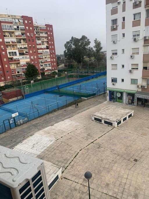 Appartamento Vistas Desde Montequinto Dos Hermanas Esterno foto
